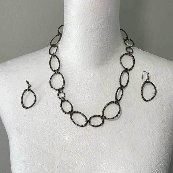 Vintage Finished Textured Oval Linked Necklace And Earrings Set OS - Picture 1 of 5